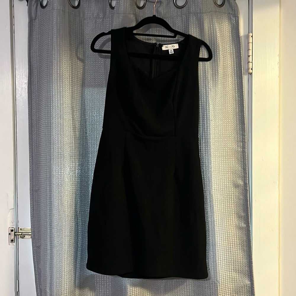 Black dress size medium